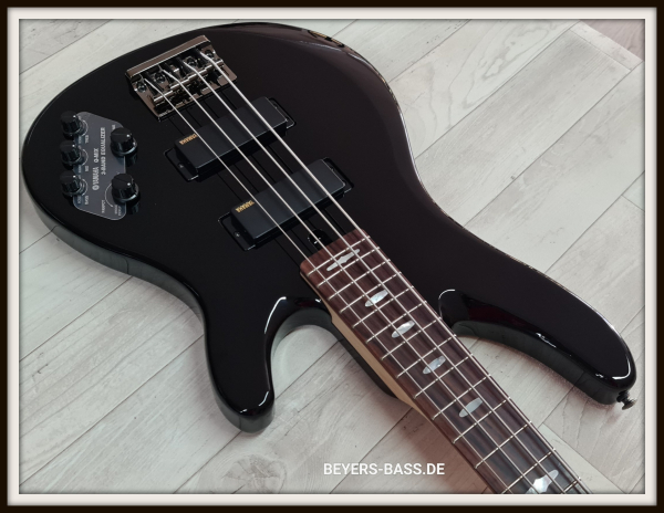Preview: Yamaha TRB 1004 J Black